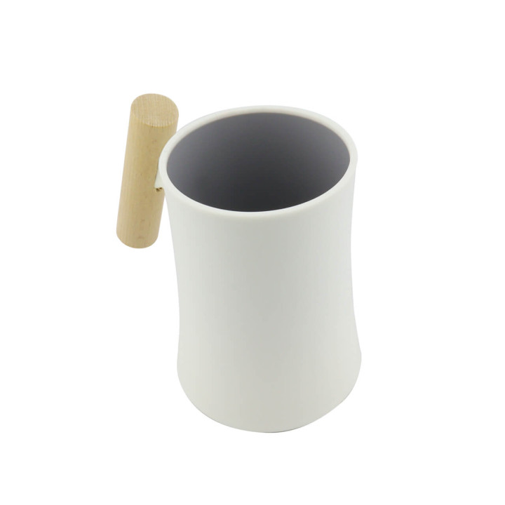 Mug Manija en Madera